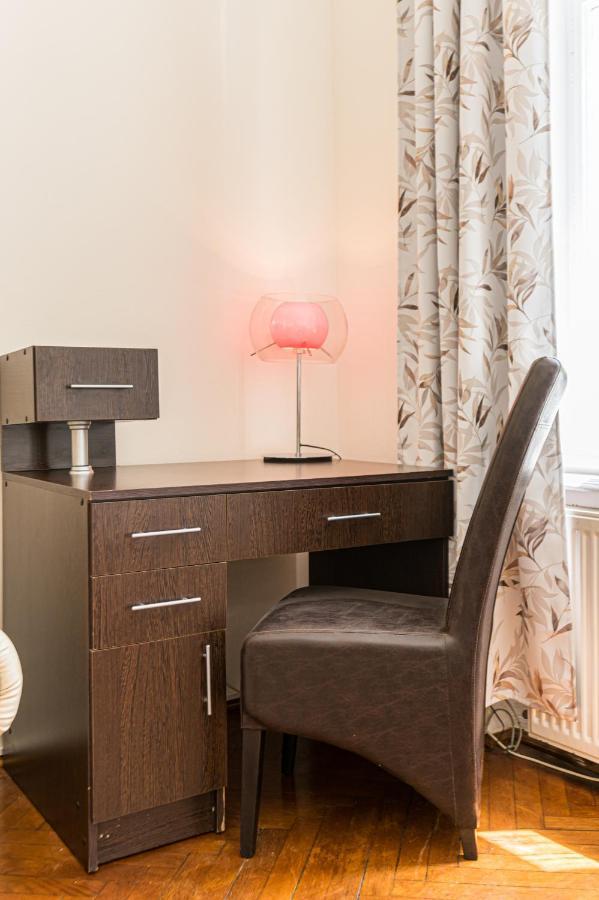 Sabin Apartments Private Parking Brasov Luaran gambar