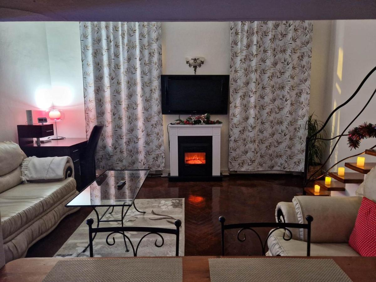 Sabin Apartments Private Parking Brasov Luaran gambar