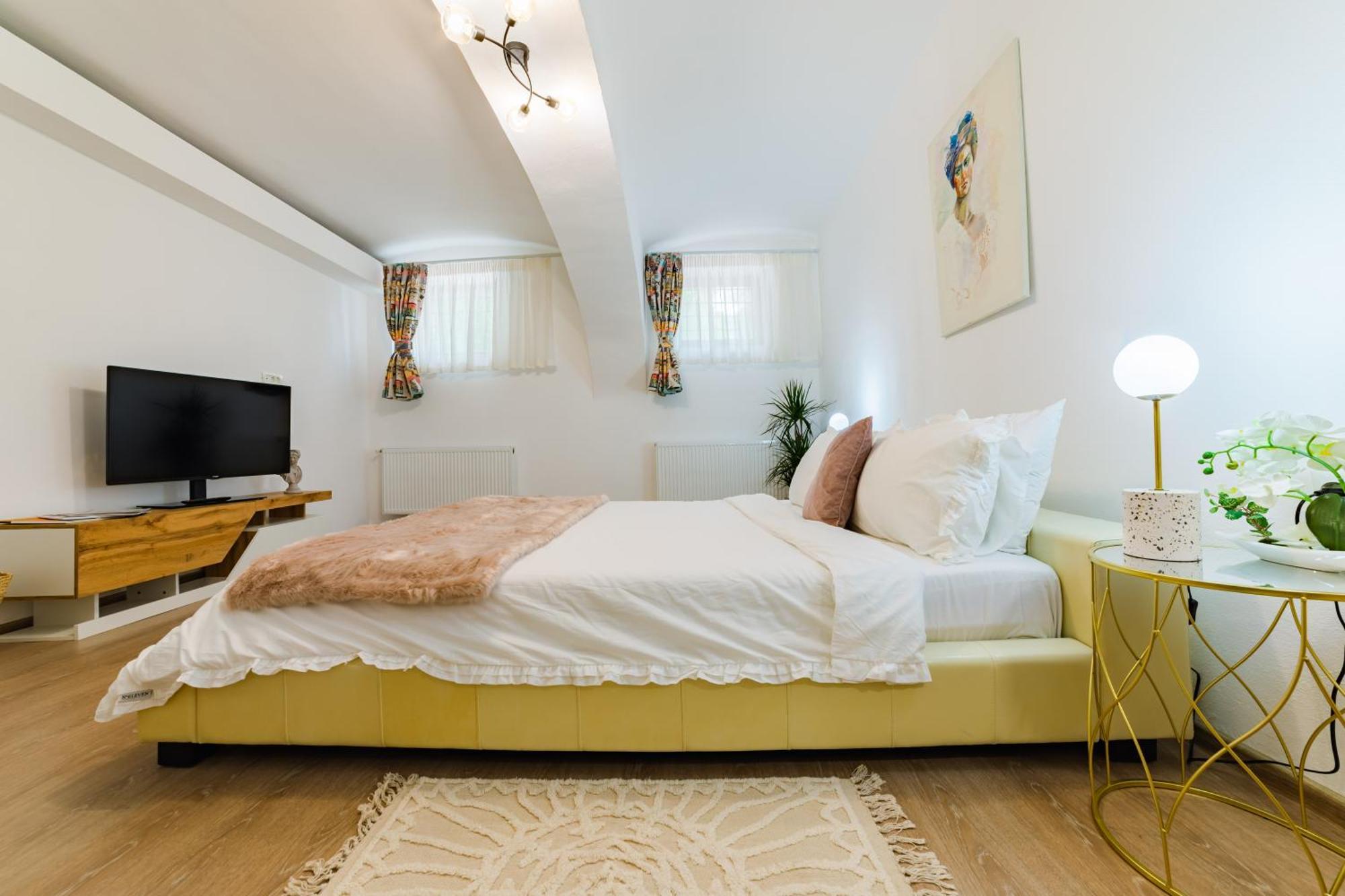 Sabin Apartments Private Parking Brasov Luaran gambar